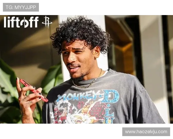 杰伦 - 格林 1 岁混血女儿首登 Burberry 广告！萌娃像爸像妈引热议(1)