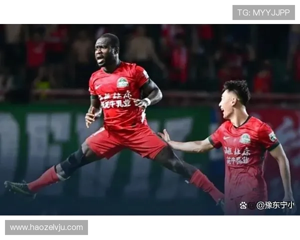 速度与身体碾压中超！但五次射门仅进一球，阿奇姆彭的射门短板何时能破？